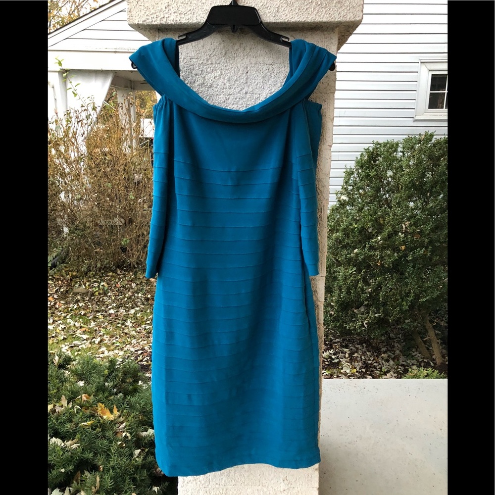 Adrianna Papell off the shoulder midi dress NWT - Picture 3 of 8